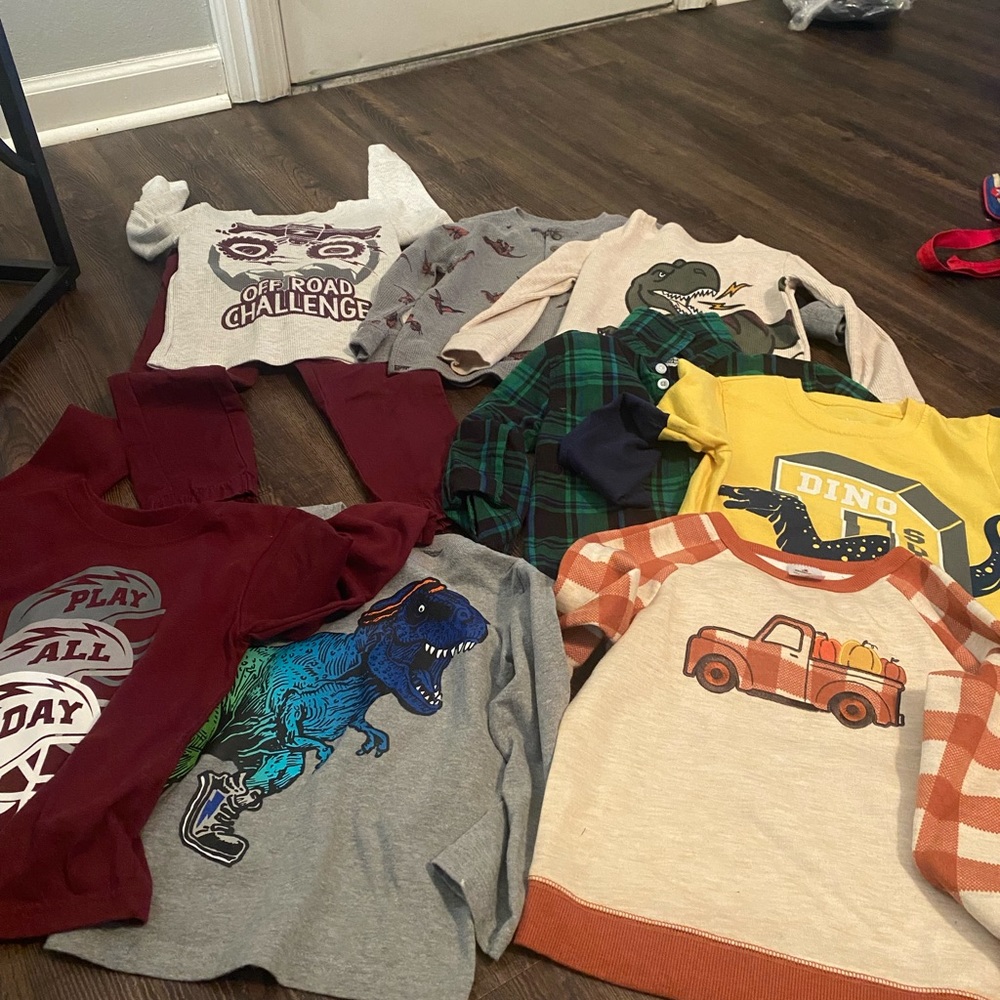 Garanimals, 4T boys bundle, shirts and one pair of pants